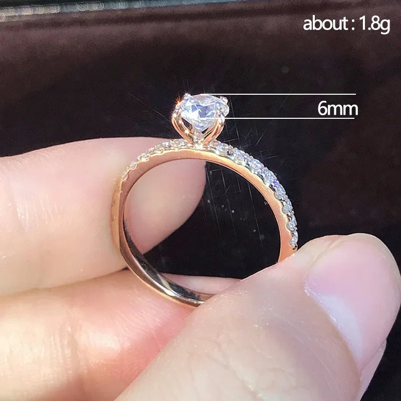 Anel Feminino Cravejado com Zircônia