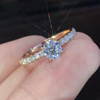 Anel Feminino Cravejado com Zircônia